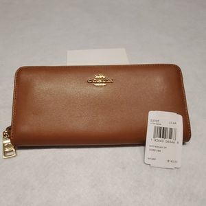 COACH SMOOTH SLIM ZIP WALLET